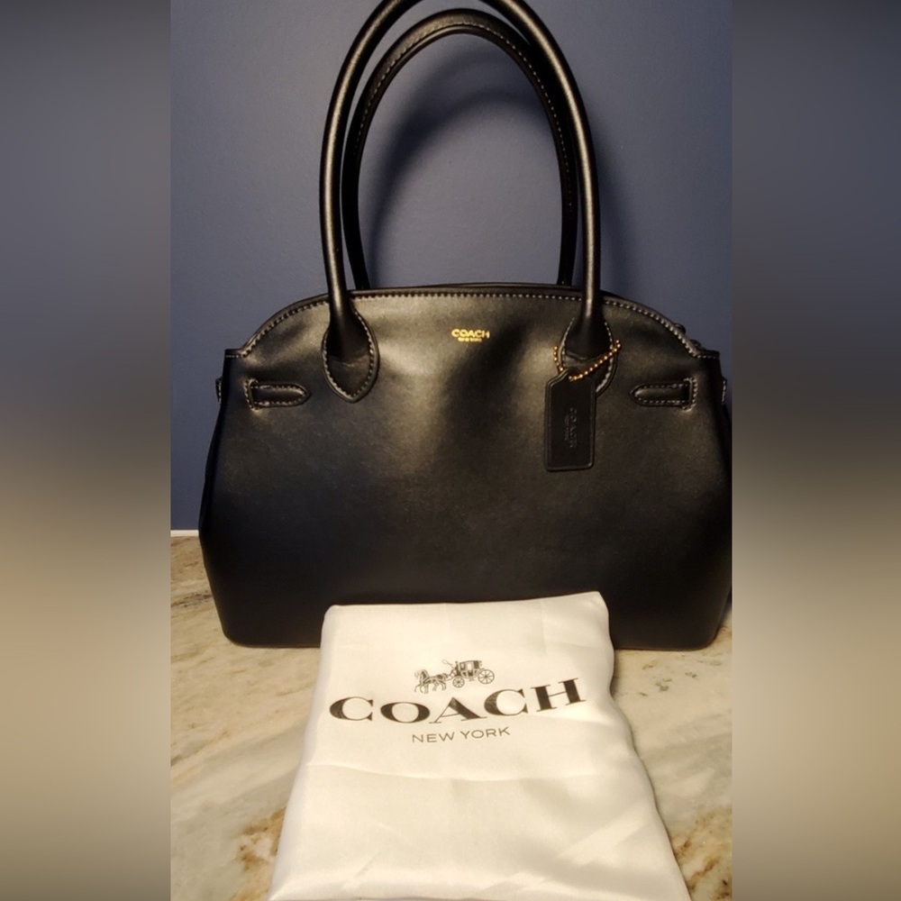 Coach empire 26